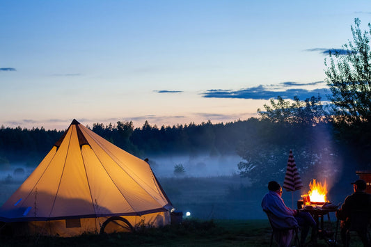 Camping im Herbst: Was ist wichtig zu wissen?